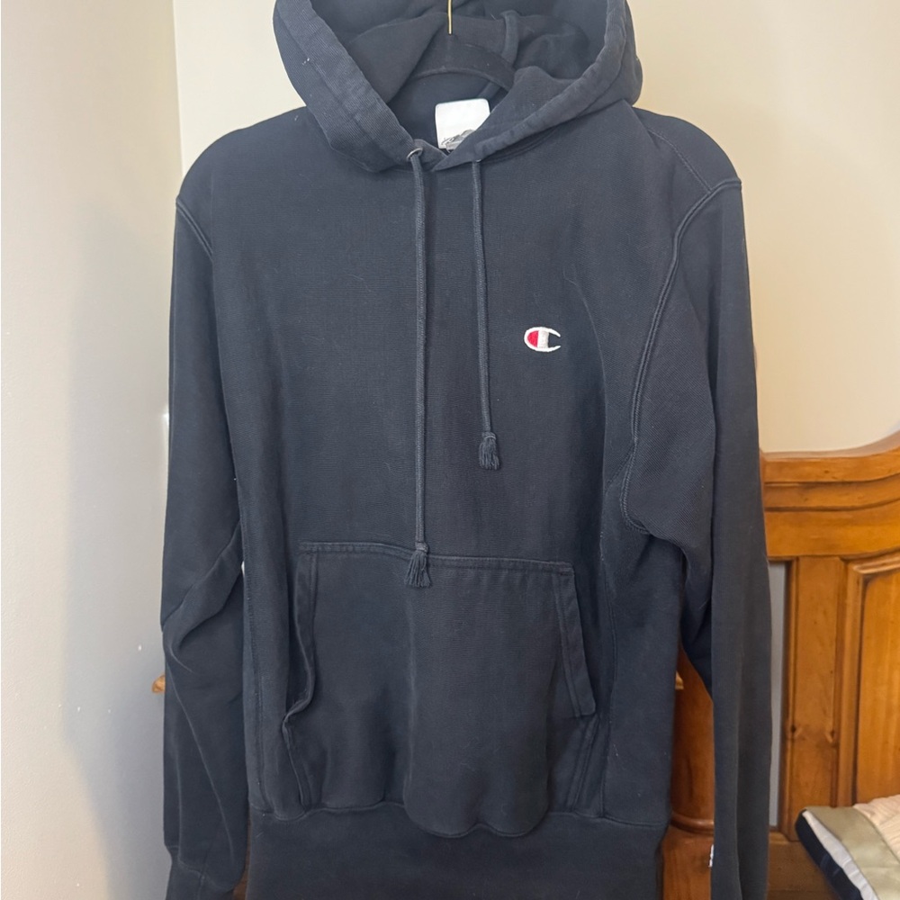 Champion Reverse Weave Black Sweatshirt